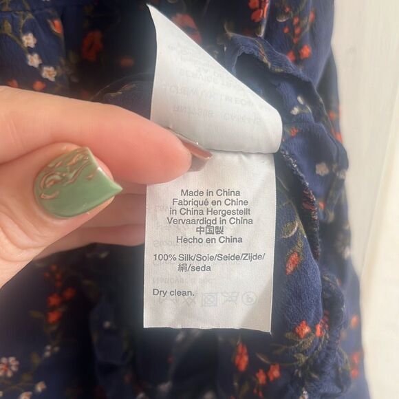 ✨Madewell Silk Stanza Ruffle-Hem Sz Large Top in Moonless Floral✨ - Picture 8 of 8